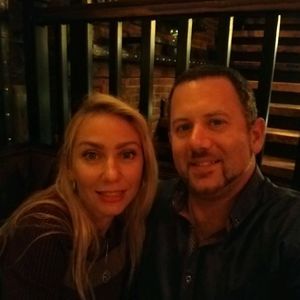 Meet your Posher, Larissa